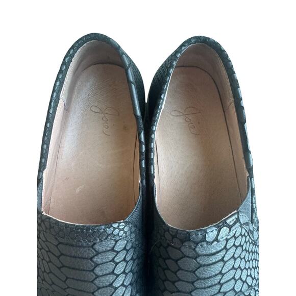Joie Kidmore Embossed leather Slip Ons EUC - Picture 8 of 11